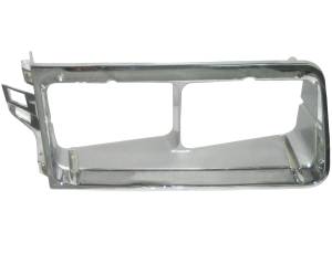 GENERICA - GENERICA-PFN7300-BISEL PARA FARO FREIGHTLINER 120 NACIONAL LADO PASAJERO CROMADO