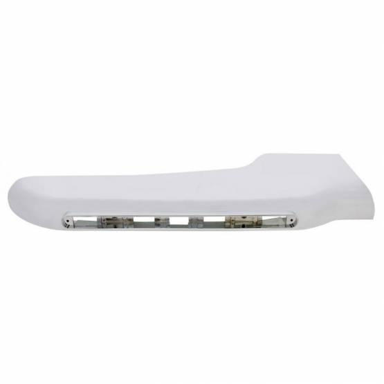 UNITED PACIFIC - UNITED PACIFIC - 32551 - TAPA GUARDABARROS DELANTERO CON RECORTE LED PARA PETERBILT 388 (2008-2015) Y 389 (2008-2023)- PASAJERO