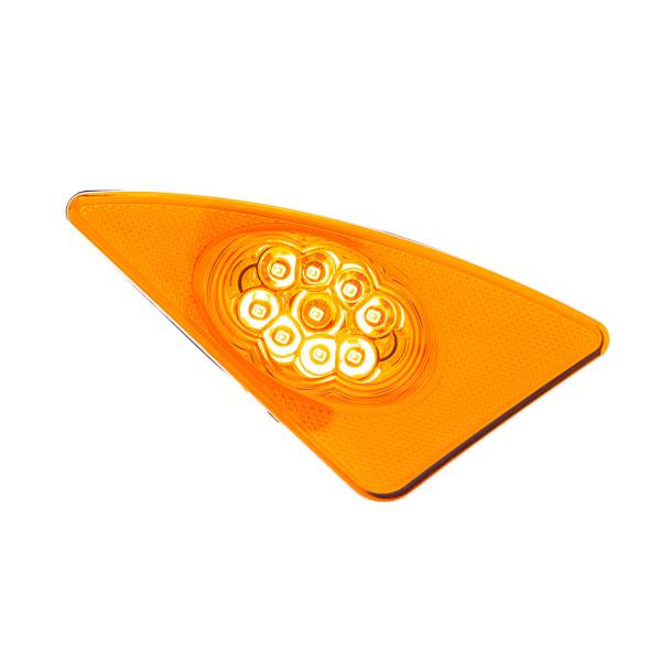 UNITED PACIFIC - UNITED PACIFIC - 38038 - PLAFON UNITED PACIFIC PARA LATERAL DE COFRE T660 DE 9 LED PASAJERO