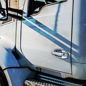UNITED PACIFIC - UNITED PACIFIC - 41543 - TAPA MANETA DE PUERTA EXTERIOR CROMADA PARA KENWORTH T680/T880 (2013-2024) Y W990 (2019-2024) - PASAJERO - Image 10