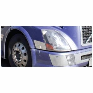 UNITED PACIFIC - UNITED PACIFIC - 41667B - EMBELLECEDOR DE CAPÓ DE INOXIDABLE PARA VOLVO VN/VNL 2003-2017 - CONDUCTOR (A GRANEL) - Image 3