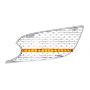 UNITED PACIFIC - 41775 - REJILLA DE ENTRADA DE AIRE CROMADA CON LUZ LED PARA PETERBILT 579 (CONDUCTOR) 2012-2021 - LED ÁMBAR/LENTE ÁMBAR