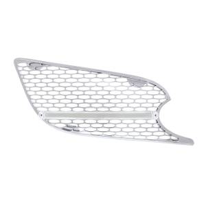 UNITED PACIFIC - UNITED PACIFIC - 41786 - REJILLA DE ENTRADA DE AIRE CROMADA CON LUZ LED GLOLIGHT PARA PETERBILT 579 (PASAJERO) 2012-2021 - LED ÁMBAR/LENTE TRANSPARENTE - Image 4