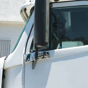 UNITED PACIFIC - UNITED PACIFIC - 42029 - CUBIERTA DEL POSTE DEL ESPEJO INFERIOR DE PLÁSTICO CROMADO PARA FREIGHTLINER CENTURY 1996-2010 - PASAJERO - Image 6