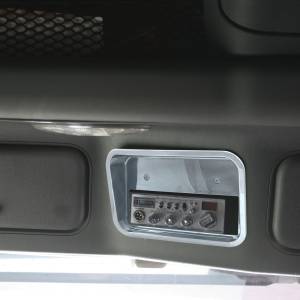 UNITED PACIFIC - UNITED PACIFIC - 42329 - EMBELLECEDOR DE RADIO CB ARRIBA PARA FREIGHTLINER CASCADIA 2008-2017 - Image 8