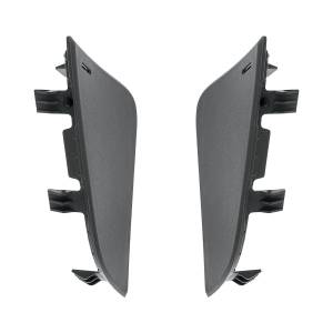 UNITED PACIFIC - UNITED PACIFIC - 42525 - CUBIERTAS DE ACCESO AL GANCHO DE REMOLQUE NEGRAS PARA FREIGHTLINER CASCADIA 2018-2024 (PAR) - Image 6