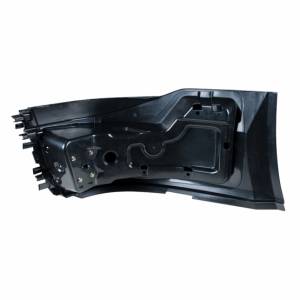 UNITED PACIFIC - UNITED PACIFIC - 42813 - EXTREMO DE PARACHOQUES SIN LUZ ANTINIEBLA PARA VOLVO VNL 2015-2017 CON PARACHOQUES ESTILO AERO - CONDUCTOR - Image 7