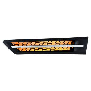 UNITED PACIFIC - UNITED PACIFIC - 42863 - REJILLA DE ENTRADA DE AIRE DE CAPOTA CON LED ÁMBAR PARA FREIGHTLINER CASCADIA 126 2018-2024 - CONDUCTOR - Image 1