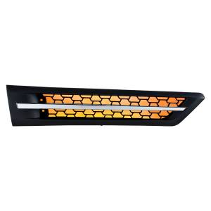 UNITED PACIFIC - UNITED PACIFIC - 42864 - REJILLA DE ENTRADA DE AIRE DE CAPOTA CON LED AMBAR PARA FREIGHTLINER CASCADIA 126 2018-2024 - PASAJERO - Image 1