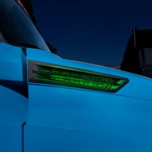 UNITED PACIFIC - UNITED PACIFIC - 42868 - REJILLA DE ENTRADA DE AIRE DE CAPOTA CON LED VERDE PARA FREIGHTLINER CASCADIA 126 2018-2024 - PASAJERO - Image 12