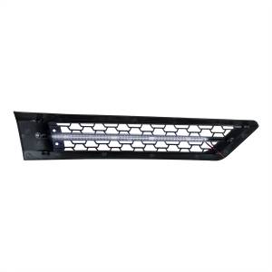 UNITED PACIFIC - UNITED PACIFIC - 42871 - REJILLA DE ENTRADA DE AIRE DE CAPOTA CON LED BLANCO PARA FREIGHTLINER CASCADIA 126 2018-2024 - CONDUCTOR - Image 7
