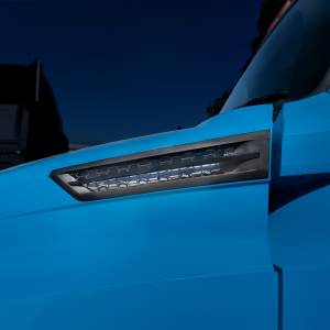 UNITED PACIFIC - UNITED PACIFIC - 42871 - REJILLA DE ENTRADA DE AIRE DE CAPOTA CON LED BLANCO PARA FREIGHTLINER CASCADIA 126 2018-2024 - CONDUCTOR - Image 11