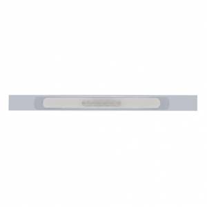 UNITED PACIFIC - UNITED PACIFIC - 63795 - PLACA DE GUARDABARROS SUPERIOR CROMADA CON BISEL Y BARRA GLOLIGHT DE 28 LED DE 17" - LED ROJO/LENTE TRANSPARENTE (CADA UNO) - Image 4