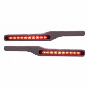 UNITED PACIFIC - UNITED PACIFIC - 87993 - REPOSABRAZOS DE MADERA CON LUZ LED PARA PETERBILT- LED ROJO/LENTE ROJA (PAR) - Image 1