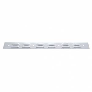 UNITED PACIFIC - 10400 - PLACA DE GUARDABARROS SUPERIOR CON PERSIANAS CROMADA DE 2" X 24" - PERNO A TRAVÉS