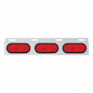 UNITED PACIFIC - 10659 - PLACA DE GUARDABARROS SUPERIOR DE INOXIDABLE CON 3 LUCES OVALADAS Y OJAL - LENTE ROJA (CADA UNO)