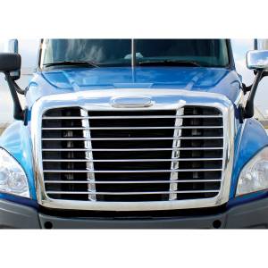 UNITED PACIFIC - UNITED PACIFIC - 21077B - EMBLEMA FREIGHTLINER CROMADO EN BLANCO (A GRANEL) - Image 3
