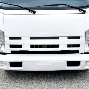 UNITED PACIFIC - UNITED PACIFIC - 21649 - PARRILLA PINTADA DE BLANCO PARA ISUZU NPR 2008-2015 (ELF 200/300) - Image 8