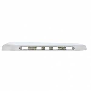 UNITED PACIFIC - UNITED PACIFIC - 32550 - TAPA GUARDABARROS DELANTERO CON RECORTE LED PARA PETERBILT 388 (2008-2015) Y 389 (2008-2023)- CONDUCTOR - Image 2