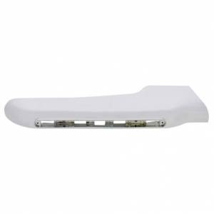 UNITED PACIFIC - 32551 - TAPA GUARDABARROS DELANTERO CON RECORTE LED PARA PETERBILT 388 (2008-2015) Y 389 (2008-2023)- PASAJERO