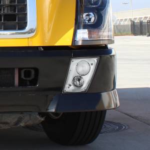UNITED PACIFIC - UNITED PACIFIC - 32592 - CONJUNTO DE LUZ ANTINIEBLA CROMADA PARA VOLVO VN/VNL 2003-2017 - CONDUCTOR - Image 7