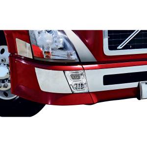UNITED PACIFIC - UNITED PACIFIC - 32594 - LUZ ANTINIEBLA LED CROMADA DE ALTA POTENCIA CON LED DRL Y LUZ DE POSICIÓN PARA VOLVO VN/VNL 2003-2017 - CONDUCTOR - Image 3