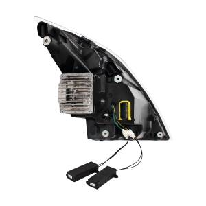 UNITED PACIFIC - UNITED PACIFIC - 32938 - FARO BLACKOUT FULL LED CON INTERMITENTE SECUENCIAL CONMUTABLE. 2018-2024 VOLVO VNL-CONDUCTOR - Image 9