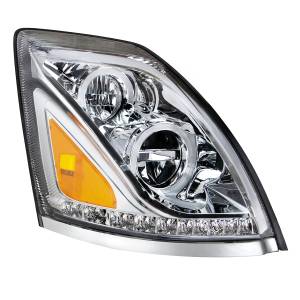 UNITED PACIFIC - 35754 - FARO LED CROMADO PARA VOLVO VN/VNL 2013-2017 - PASAJERO
