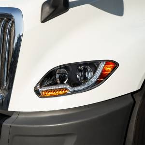 UNITED PACIFIC - UNITED PACIFIC - 35760 - FARO LED NEGRO PARA CAMIÓN INTERNATIONAL LT 2018-2024 - LADO DEL PASAJERO - Image 6