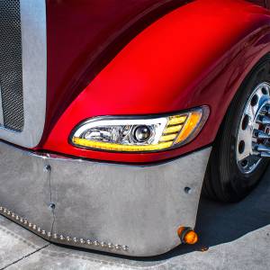 UNITED PACIFIC - UNITED PACIFIC - 35765 - FARO DE PROYECCIÓN CROMADO CON GIRO SECUENCIAL LED Y DRL PARA CONDUCTOR PETERBILT 386 2005-2015 - Image 9