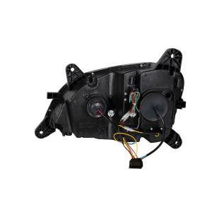 UNITED PACIFIC - UNITED PACIFIC - 35782 - FARO DE PROYECCIÓN BLACKOUT CON GIRO SECUENCIAL LED Y DRL PARA PETERBILT 579- PASAJERO 2012-2021 - Image 10