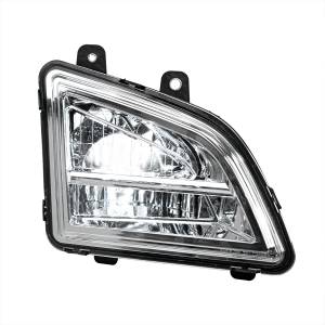 UNITED PACIFIC - UNITED PACIFIC - 35862 - LUZ ANTINIEBLA Y CONDUCCIÓN LED CROMADA PARA VOLVO VNL 2018-2024 - PASAJERO - SERIE DE COMPETENCIA - Image 3