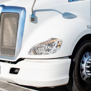 UNITED PACIFIC - UNITED PACIFIC - 35889 - FARO CROMADO DE 45 LED DE ALTA POTENCIA CON SEÑAL DE GIRO SECUENCIAL PARA EL CONDUCTOR KENWORTH T680 2013-2021 - Image 6