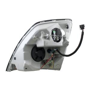 UNITED PACIFIC - UNITED PACIFIC - 35904 - FARO APAGADO PARA VOLVO VN 2003-2017 - PASAJERO - SERIE COMPETICIÓN - Image 3