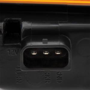UNITED PACIFIC - UNITED PACIFIC - 36001 - LUZ DE SEÑAL DE GIRO SECUENCIAL DE 35 LED PARA FREIGHTLINER CASCADIA 2018-2024 - PASAJERO - LED ÁMBAR/LENTE ÁMBAR - Image 8