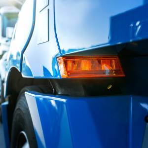 UNITED PACIFIC - UNITED PACIFIC - 36003 - LUZ DE SEÑAL DE GIRO ÁMBAR DE 6 LED PARA FREIGHTLINER CASCADIA 2018-2024 - PASAJERO - Image 7