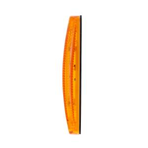UNITED PACIFIC - UNITED PACIFIC - 36813 - LUZ DE CABINA DE 4 LED PARA FREIGHTLINER CASCADIA 2018-2024 - LENTE ÁMBAR - Image 3