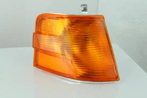 GENERICA-PDN0780-PLAFON DIRECCIONAL VOLVO 2G VNL AMBAR LADO PASAJERO