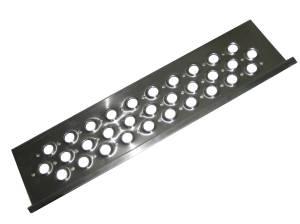 ALTTEC - TPX0285 - PELDAÑO INTERNATIONAL SERIE 4000 SUPERIOR PARA TANQUE DIESEL 27" ALUMINIO