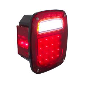 UNITED PACIFIC - UNITED PACIFIC - 38491B - LUZ TRASERA COMBINADA UNIVERSAL LED CON LUZ DE MATRÍCULA Y MARCADOR LATERAL (A GRANEL) - Image 2
