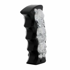 UNITED PACIFIC - 70711 - POMO DE CAMBIO DE MARCHAS CON MANGO DE PISTOLA SKULLS - NEGRO/CROMADO