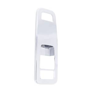 UNITED PACIFIC - 41552 - CUBIERTA DE PLASTICO CROMADA PARA INTERRUPTOR DE PUERTA KENWORTH T680 SIN ESPEJOS ELÉCTRICOS 2024