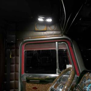 TRUX - TRUX - TLED-IR40 - LUZ LED  TRUX INTERIOR DE TECHO PARA PETERBILT CON 6 COLORES 12 V BISEL CROMADO - Image 20